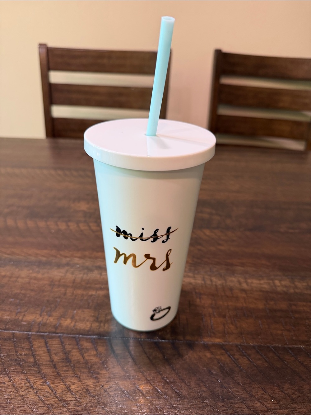 Kate Spade Miss to Mrs Bridal Tumbler Cup  with light blue straw